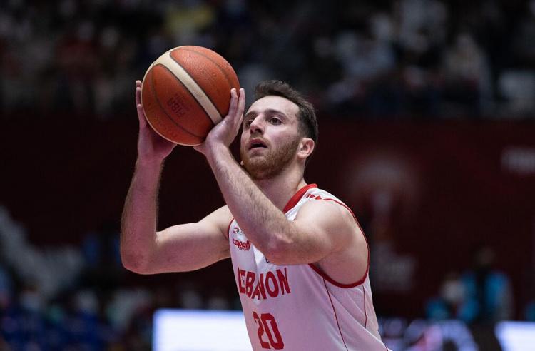 得三年前面, 登上领奖台, 分的画面仍 得三年前面, 登上领奖台, 分的画面仍