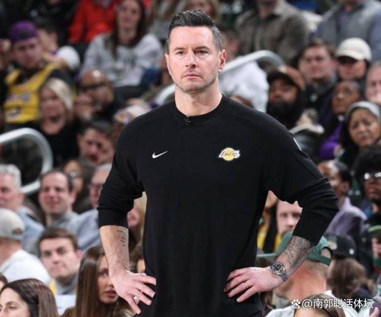 视为湖人长, 佩林卡直言, 换人 视为湖人长, 佩林卡直言, 换人